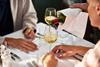 wine_restaurant_GettyImages-1296352503