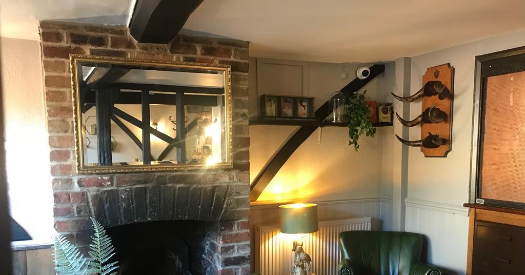 Oak Taverns takes on Greene King freehold News MCA Insight