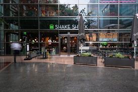 Exterior-2-Shake-Shack-Canary-Wharf-Large