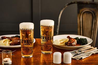 EstrellaDamm-PubStyle_01570-v2