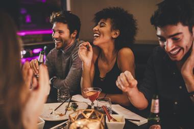 dinner_restaurant_friends_GettyImages-627873424