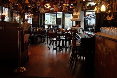 empty pub restaurant