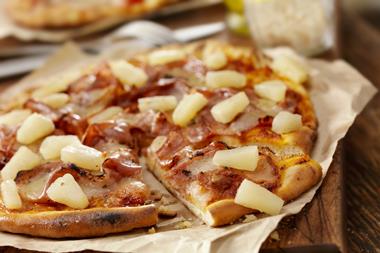 Hawaiian_pizza_GettyImages-184960873