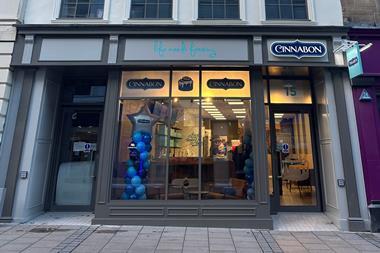 Cinnabon UK - Leeds shop - 2100x1400