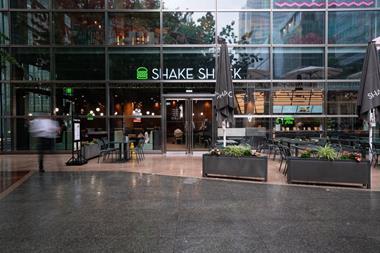 Exterior-2-Shake-Shack-Canary-Wharf-Large