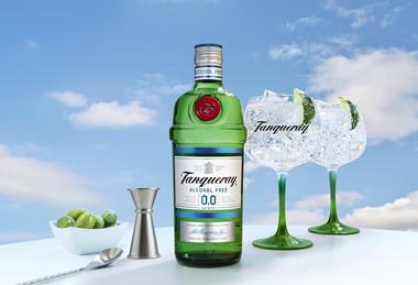 Tanqueray 0.0_Bottle_Serves