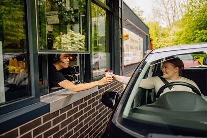 PRET DRIVE THRU-MAY-IMG_1523