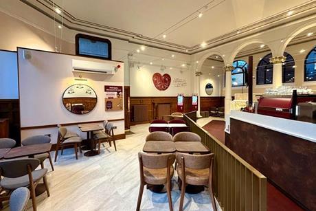 390887_londonaldersgatestreet_costacoffee_newstore1_850804_crop