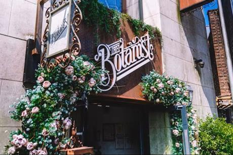 EQ5TWASGDNG5DLSBBAHXXEFMXI