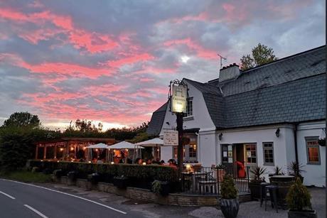 Young's The Carpenter's Arms_Exterior