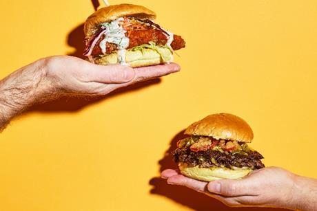 Social Pub & Kitchen 4