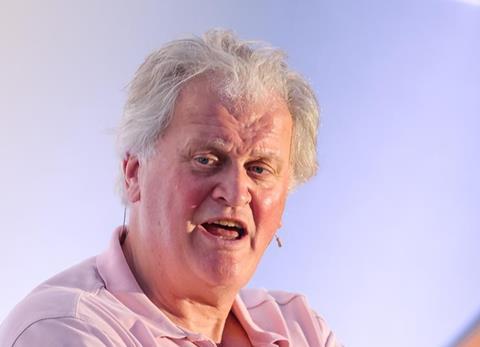 337381_pc740_1249_crop_71198_174652_722668_474266_crop